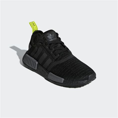 adidas jongens nmd|adidas nmd youth shoes.